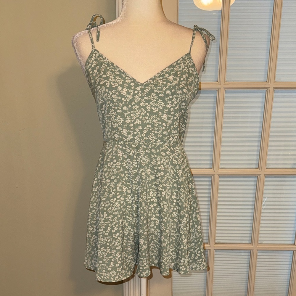 NWT Floral Green & White Jumpsuit Romper Dress